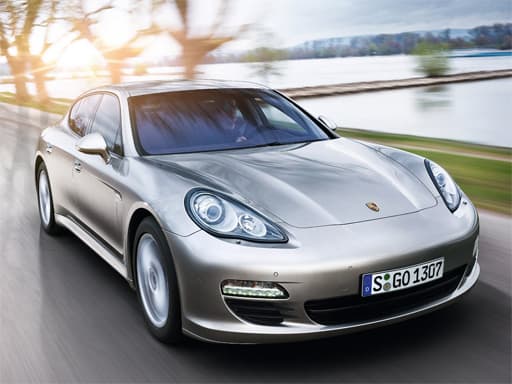 Porsche Panamera Puzzle gameplay
